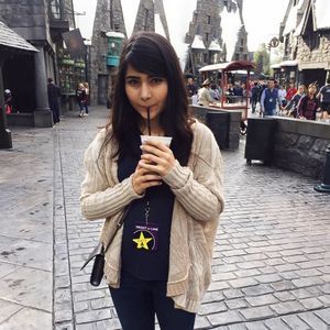 Meet your Posher, Neda